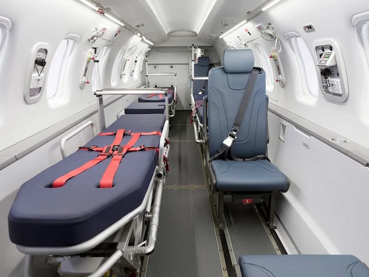 Clinical care environment equipped for urgent patient assessment